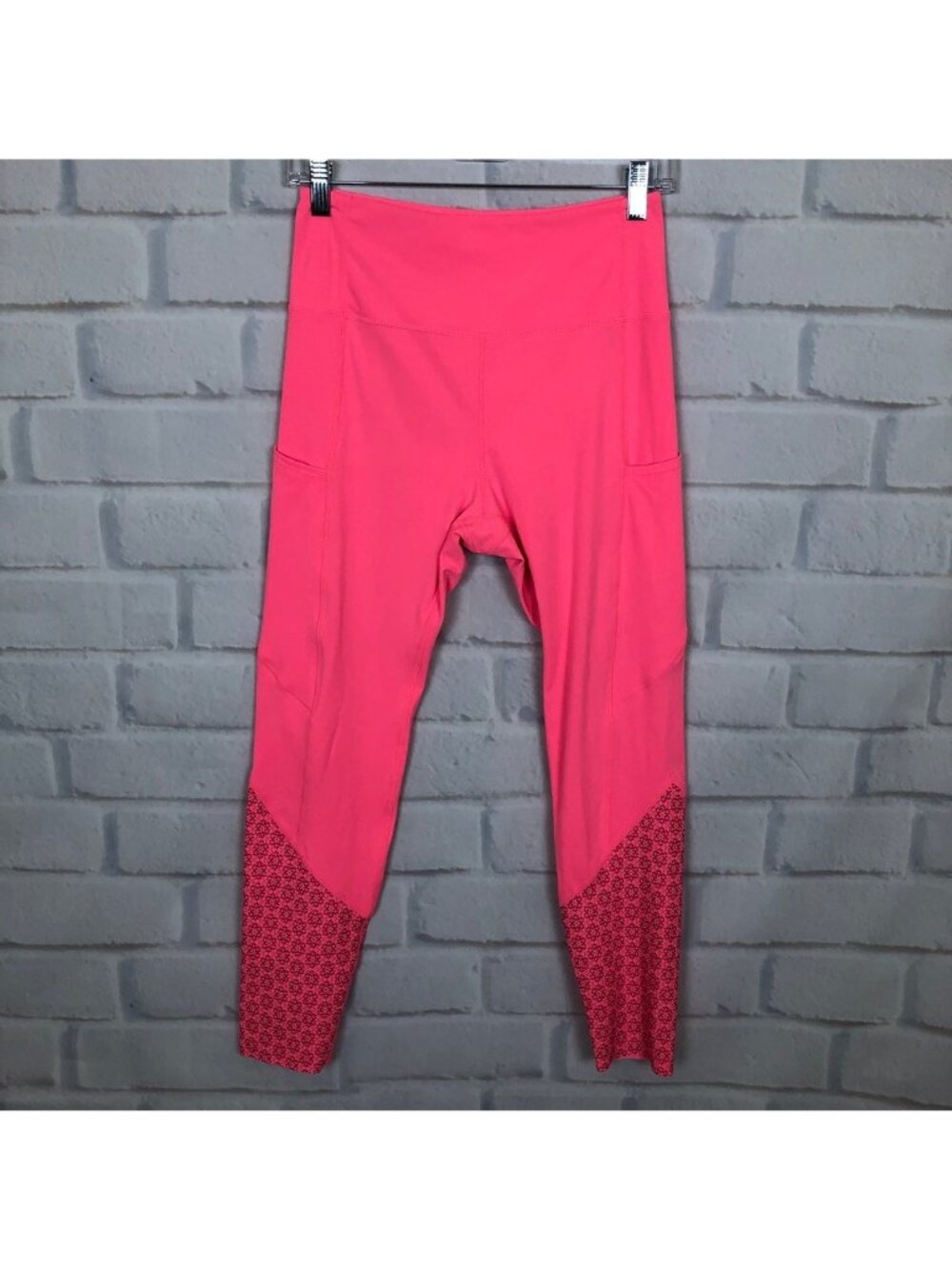 Zyia Neon Coral Flower Power Luxe Hi Rise 7/8 Leggings Size 6-8